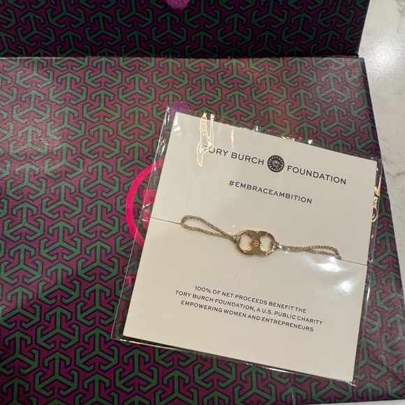 Tory Burch #embraceambition Bracelet - Picture 5 of 5
